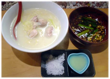 阿部地鶏の白湯つけ麺