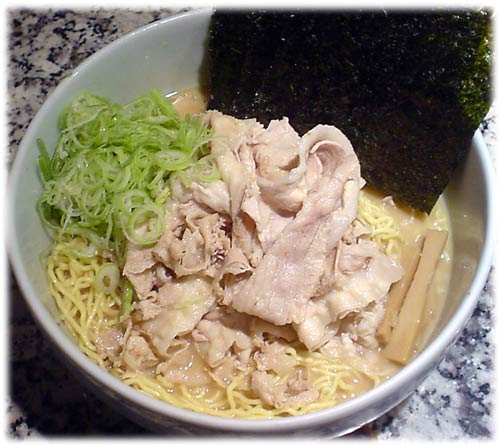 �{���[����