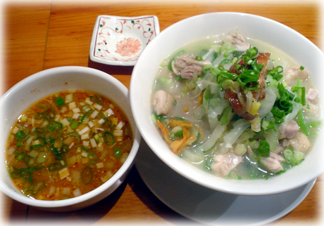 鶏白湯煨麺